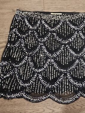 Arden B Black Sequin Scallop Mini Skirt